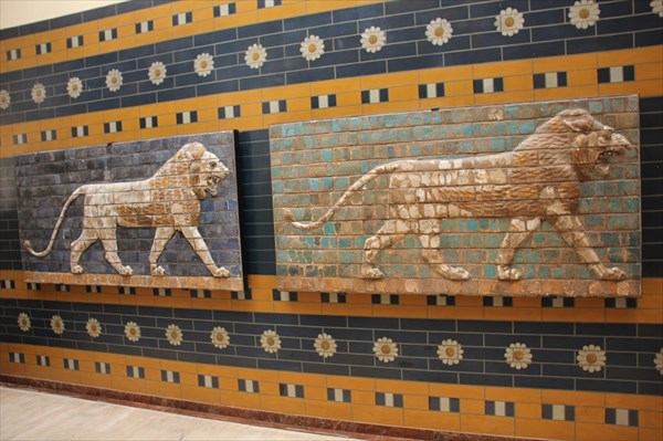 140-Изображения животных на воротах Иштар, Вавилон